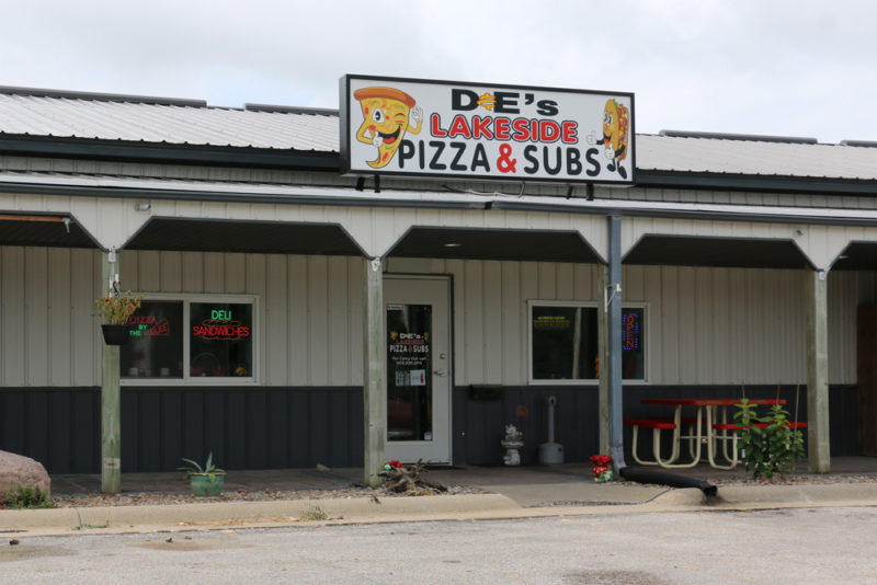 D & E's Lakeside Pizza and Subs in Plattsmouth, Nebraska ...